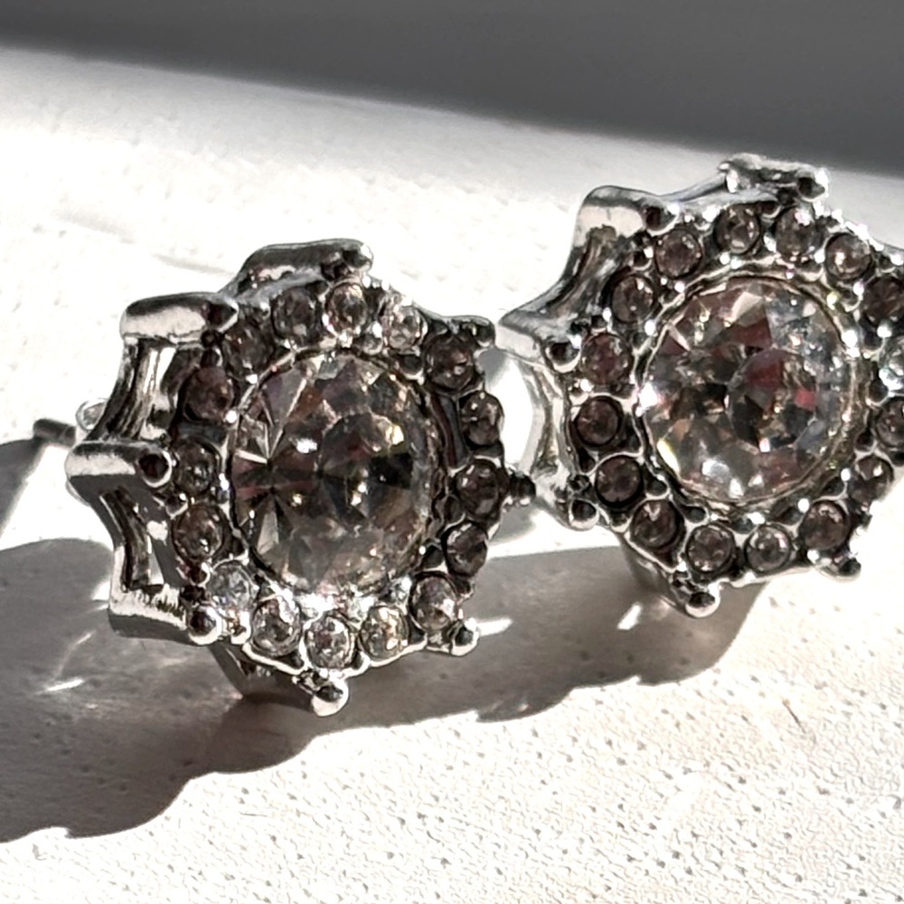 Round Cut Stud Men’s Earring